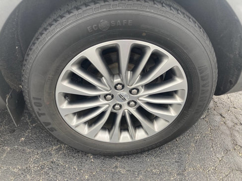 Used 2016 Lincoln MKX Select w/ Select Plus Package image 26