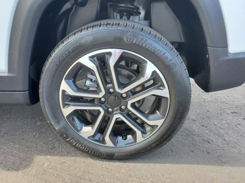 Used 2022 Jeep Compass Limited image 28