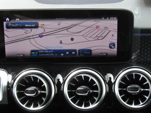 New 2025 Mercedes-Benz GLB 250 4MATIC image 31