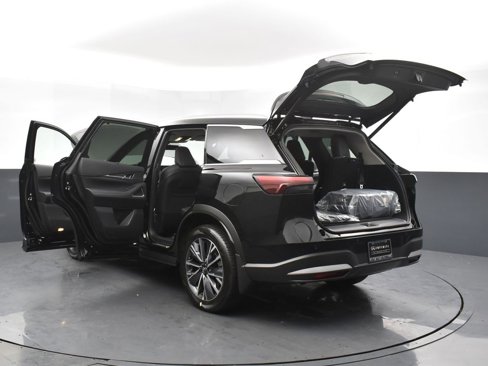 New 2026 INFINITI QX60 Luxe w/ Family Package image 38