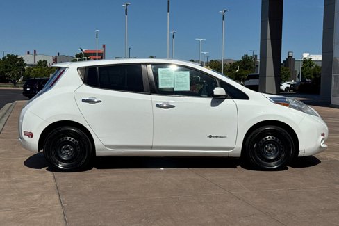 Used 2013 Nissan Leaf S w/ Charger Pkg image 3