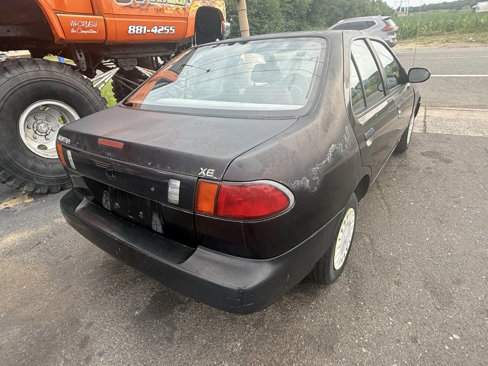 Used 1997 Nissan Sentra XE image 7