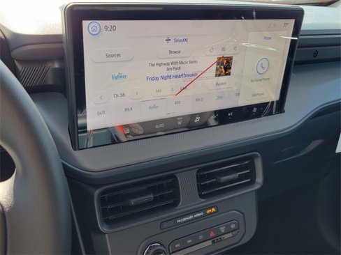 New 2025 Ford Maverick XL image 17