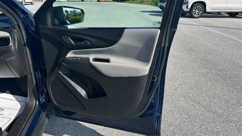 Certified 2022 Chevrolet Equinox LS w/ LS Convenience Package image 40