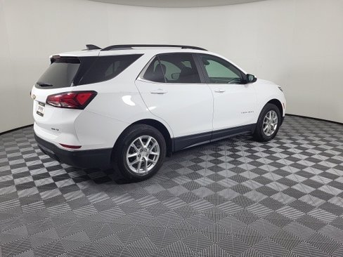 Used 2024 Chevrolet Equinox LT image 8