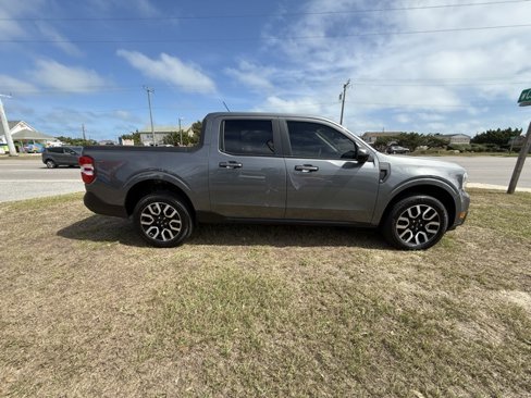 Used 2024 Ford Maverick Lariat image 8