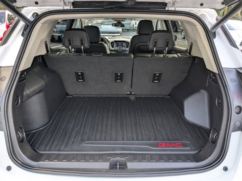 Used 2019 GMC Terrain Denali w/ Advanced Safety Package image 13