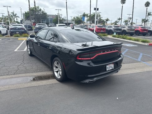 Used 2017 Dodge Charger SXT w/ Blacktop Package image 23
