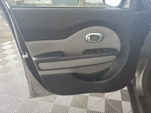 Used 2014 Kia Soul image 26