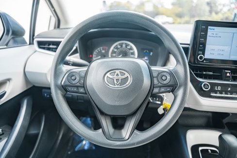 Used 2022 Toyota Corolla LE image 25