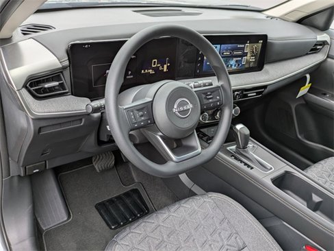 New 2025 Nissan Kicks SV image 10