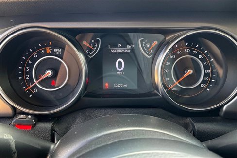 Used 2021 Jeep Gladiator Willys image 21
