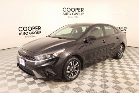 Used 2024 Kia Forte LXS image 9