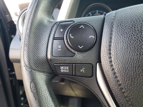Used 2017 Toyota RAV4 LE image 29