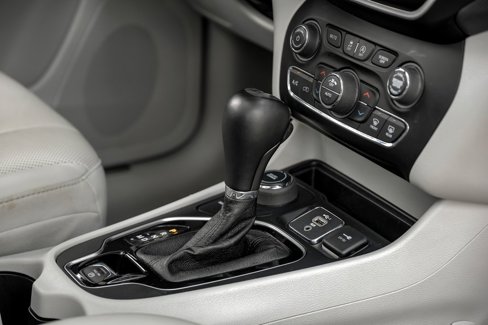 Used 2021 Jeep Cherokee Limited image 34