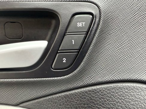 Used 2017 Hyundai Santa Fe Sport w/ 2.0T Ultimate Tech Package 05 image 13