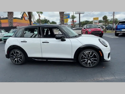 New 2025 MINI Cooper S image 28