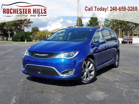 Certified 2019 Chrysler Pacifica Limited w/ Tire & Wheel Group image 1