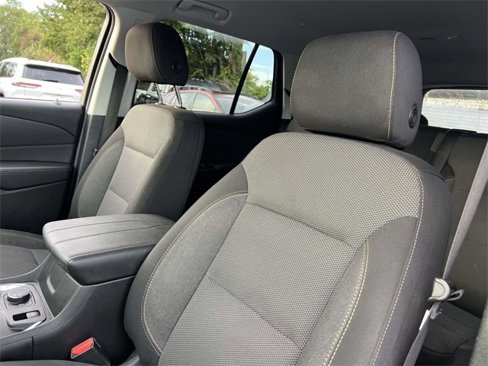 Used 2019 Chevrolet Traverse LT image 14