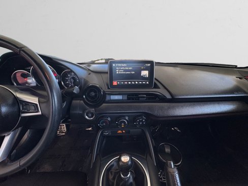 Used 2017 MAZDA MX-5 Miata RF Club w/ Interior Package image 11