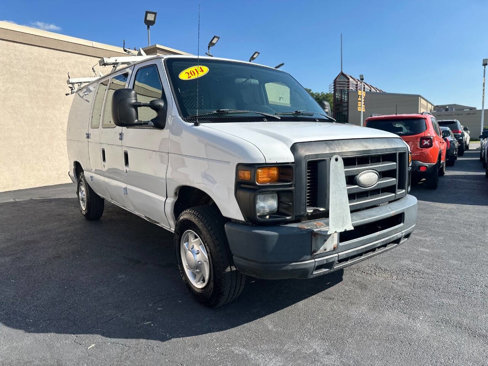 Used 2014 Ford E-250 and Econoline 250 image 1