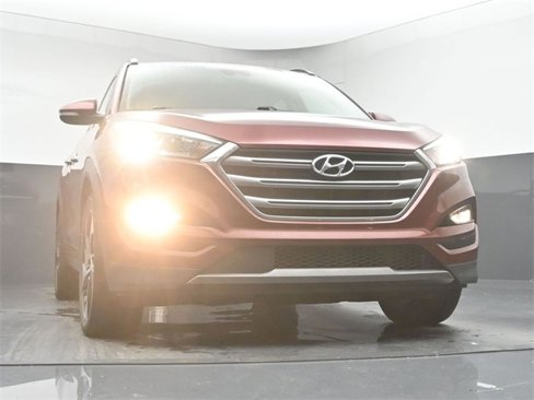 Used 2016 Hyundai Tucson Limited w/ Option Group 03 image 31
