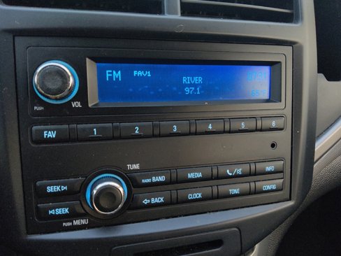 Used 2015 Chevrolet Sonic LS image 25