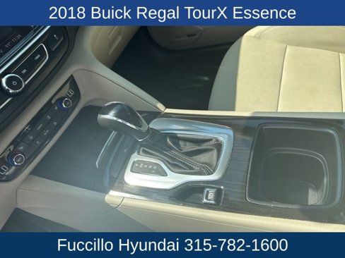 Used 2018 Buick Regal Essence w/ Driver Confidence Package #1 image 18