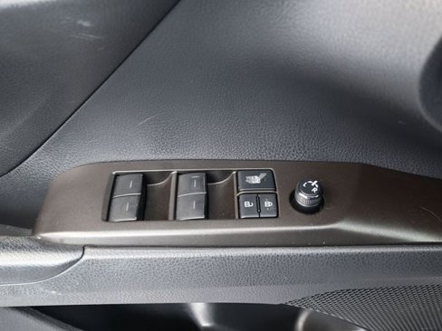Used 2021 Toyota Camry SE image 17