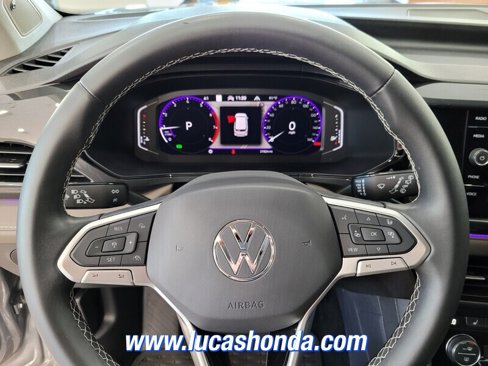 Used 2022 Volkswagen Taos SEL image 10