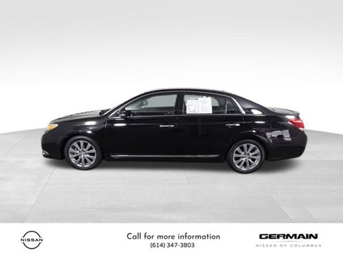 Used 2011 Toyota Avalon Limited image 9