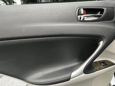 Used 2011 Lexus IS 250 image 29
