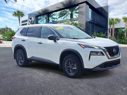 Used 2022 Nissan Rogue S image 3