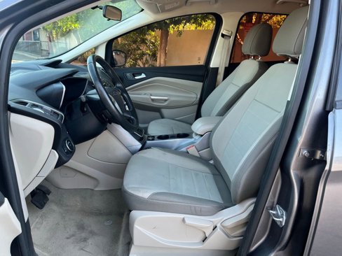 Used 2013 Ford C-MAX SE image 19