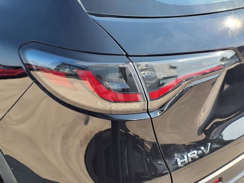 Used 2023 Honda HR-V LX image 23
