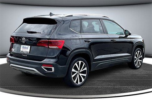 Used 2024 Volkswagen Taos SE image 6