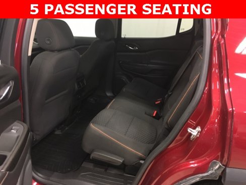 Used 2017 GMC Acadia SLE w/ Driver Alert Package I image 18
