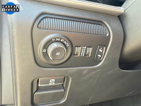 Used 2022 Jeep Wagoneer Series II w/ Premium Group I image 30