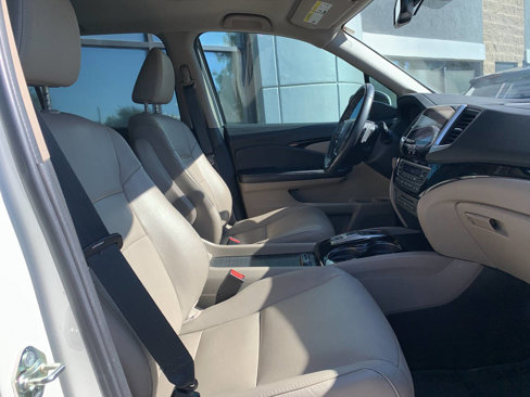 Used 2017 Honda Pilot Touring image 13