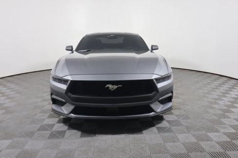 Used 2025 Ford Mustang Coupe image 8