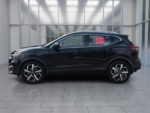Certified 2020 Nissan Rogue Sport SL w/ Premium Package image 5
