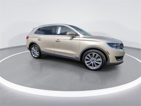 Used 2017 Lincoln MKX Reserve w/ Driver Assistance Package image 2