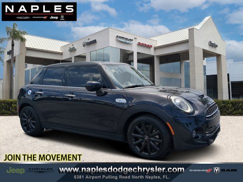 Used 2021 MINI Cooper S image 1
