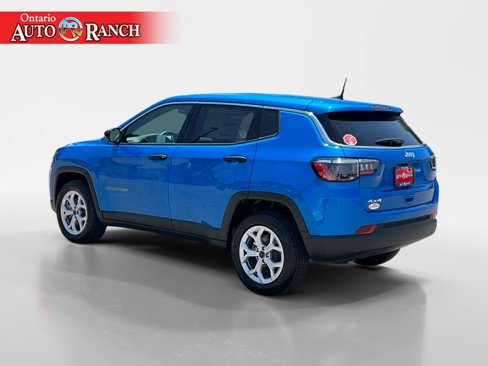 New 2025 Jeep Compass Sport image 3