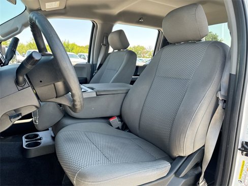 Used 2018 Ford F150 XLT image 11