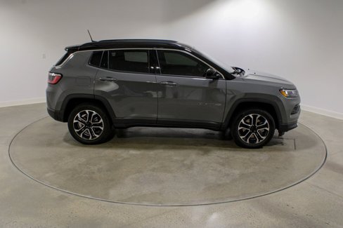Used 2024 Jeep Compass Limited image 6