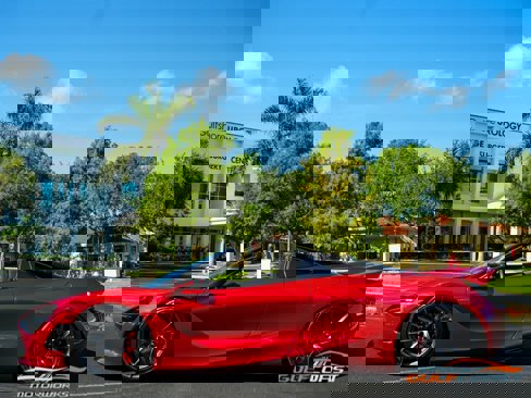 Used 2022 McLaren 720S Performance image 35