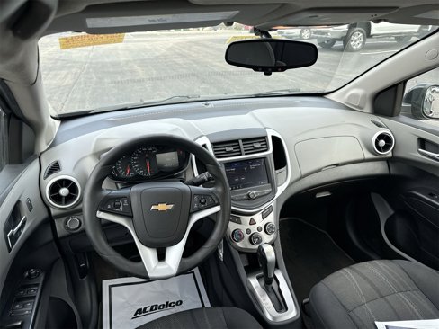 Used 2020 Chevrolet Sonic LT image 10