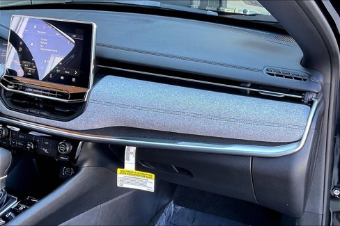 New 2025 Jeep Compass Latitude image 21