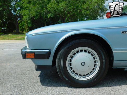 Used 1991 Jaguar XJ Vanden Plas image 16
